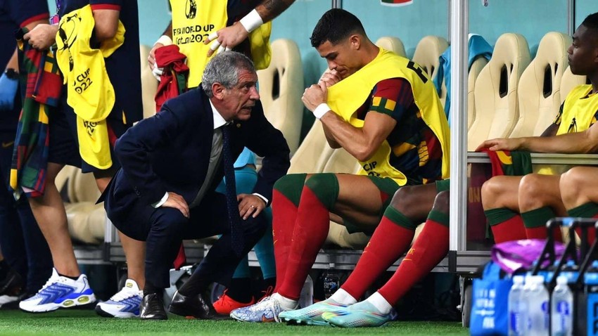 ronaldo phải ngồi dự bị khi phong độ không tốt