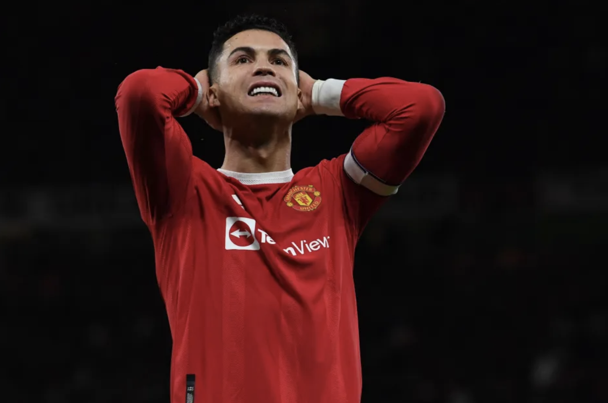 Các giải thưởng liên tục chia tay Ronaldo