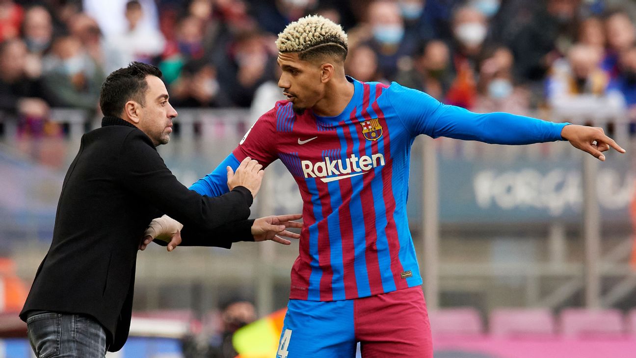 Luôn được Xavi tin tưởng tuyệt đối