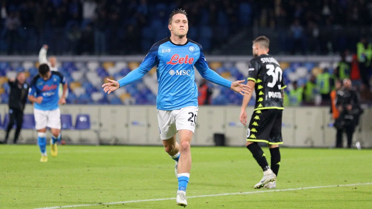Napoli là một tập thể khác biệt và rất đoàn kết