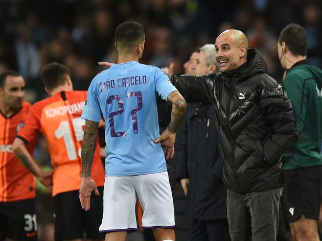 Mâu thuẫn dẫn tới sự ra đi của Cancelo