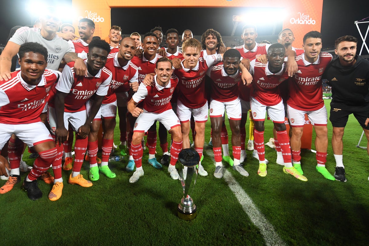 Mặc dù để thua nhưng Arsenal vẫn giữ ngôi đầu bảng và được đánh giá có lối chơi hay ở trận đấu này
