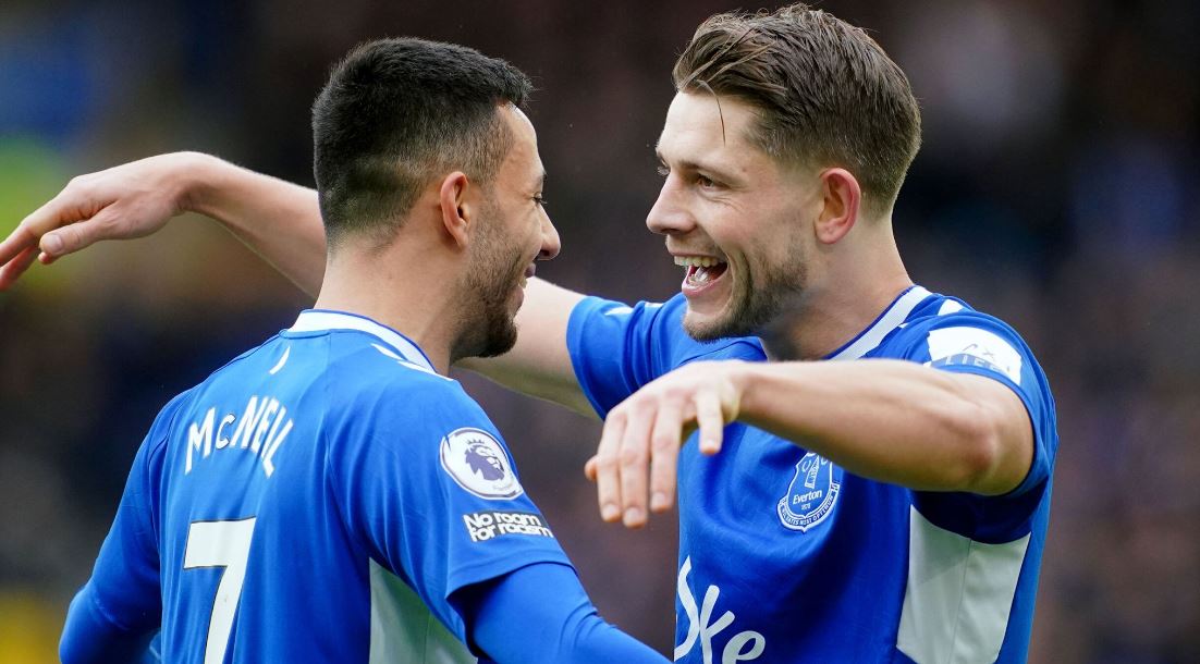 Chiến thắng bất ngờ thuộc về Everton