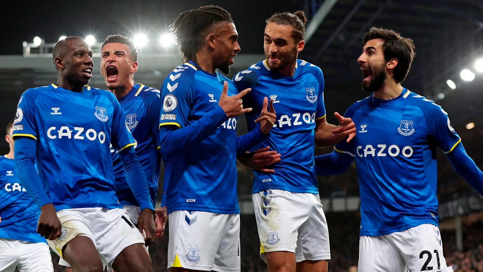 Everton cần điểm để trụ hạng mùa giải này